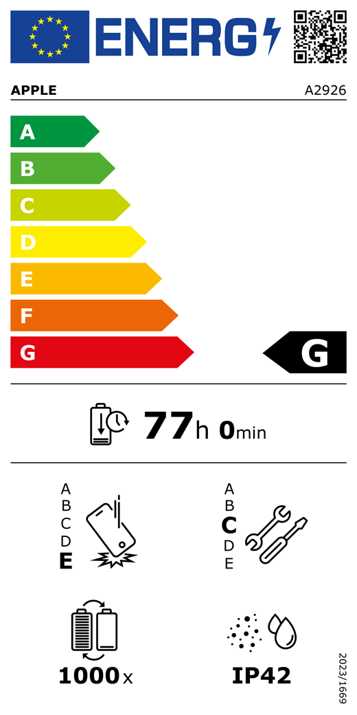 EU-energielabel, QR-code en informatie, Apple model A2926, klasse G, energie-efficiëntieklassen (met schaal van A tot G), A (meest efficiënt) tot G (minst efficiënt), batterijduur per cyclus, 77 uur en 0 minuten per keer volledig opladen, betrouwbaarheidsklasse E bij herhaaldelijke vrije val, A (meest robuust) tot E (minst robuust), repareerbaarheidsklasse C, A (gemakkelijkst repareerbaar) tot E (moeilijkst repareerbaar), levensduur batterij 1000 cycli, classificatie IP42 voor bescherming tegen binnendringen van stof en water (IP), verordening 2023/1669