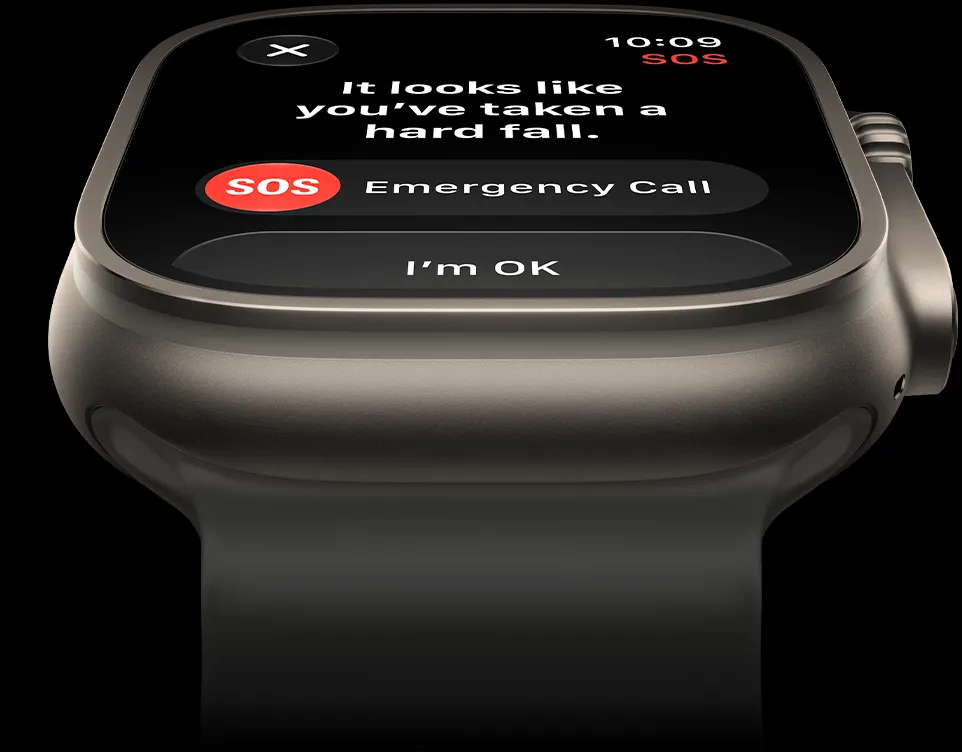 Apple Watch Ultra 4，採用原色鈦金屬錶殼，配搭半透明灰色海洋錶帶，螢幕顯示緊急求助 SOS 功能